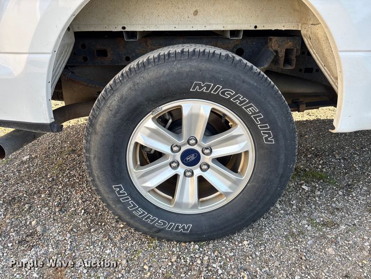 image for item EV3256 2016 Ford F150 SuperCab pickup truck