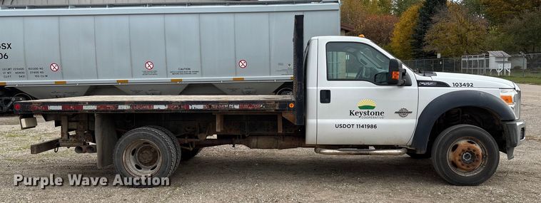 image for item EV3257 2015 Ford F550 flatbed truck