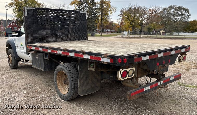 image for item EV3257 2015 Ford F550 flatbed truck
