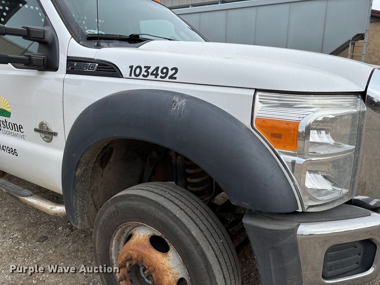 image for item EV3257 2015 Ford F550 flatbed truck