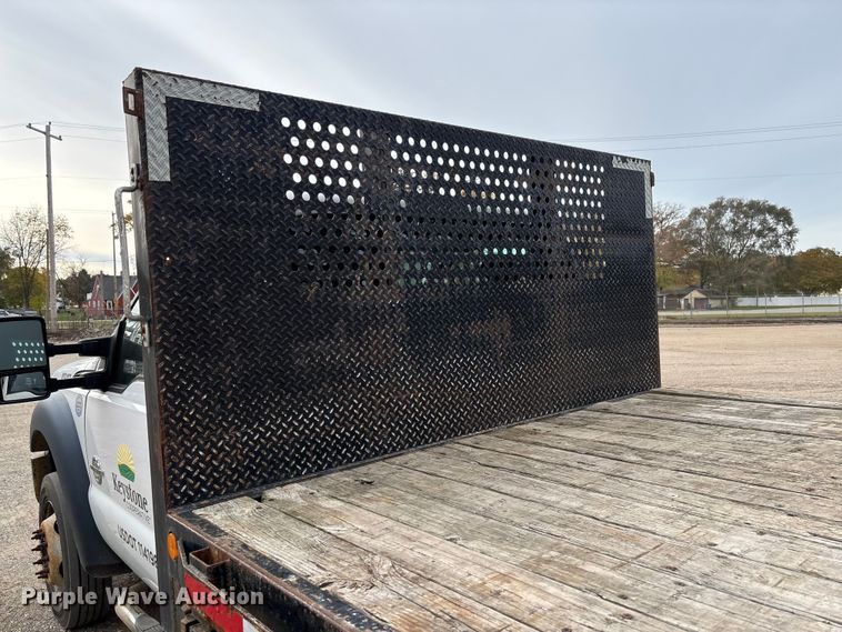 image for item EV3257 2015 Ford F550 flatbed truck
