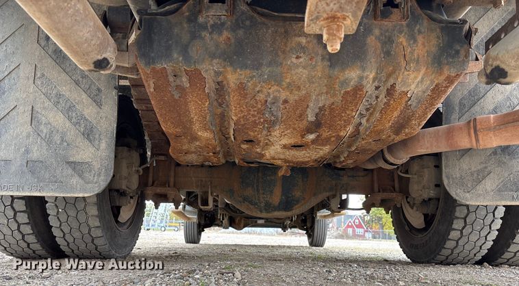 image for item EV3257 2015 Ford F550 flatbed truck