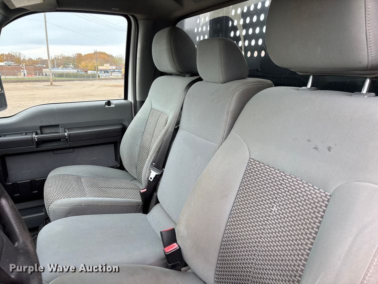 image for item EV3257 2015 Ford F550 flatbed truck