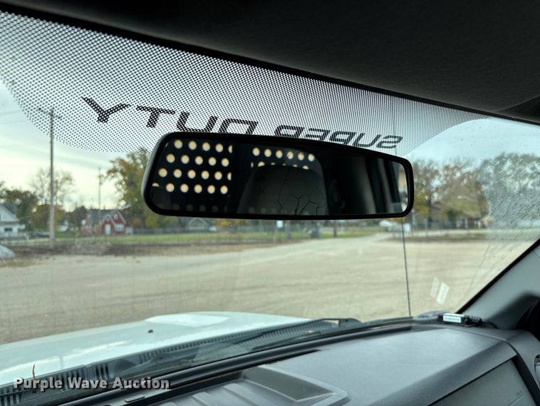 image for item EV3257 2015 Ford F550 flatbed truck