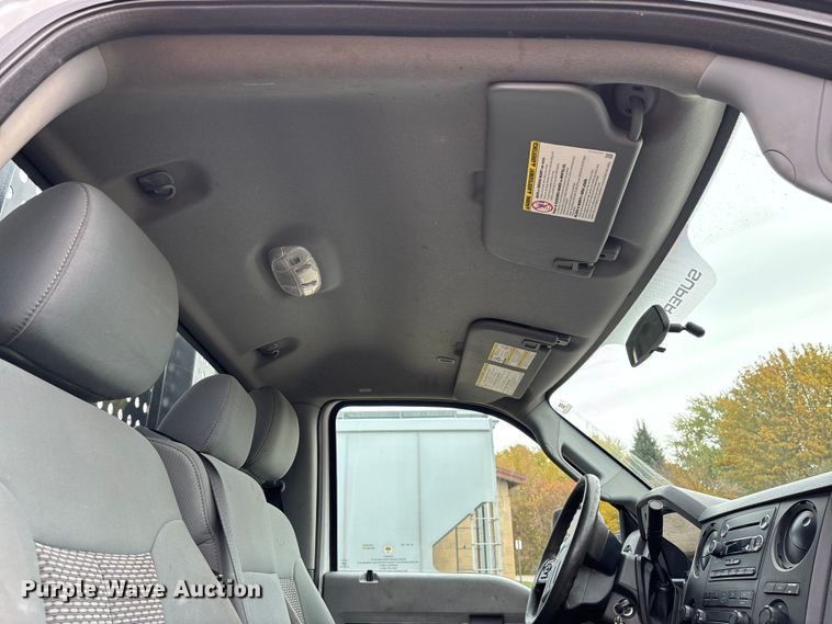 image for item EV3257 2015 Ford F550 flatbed truck