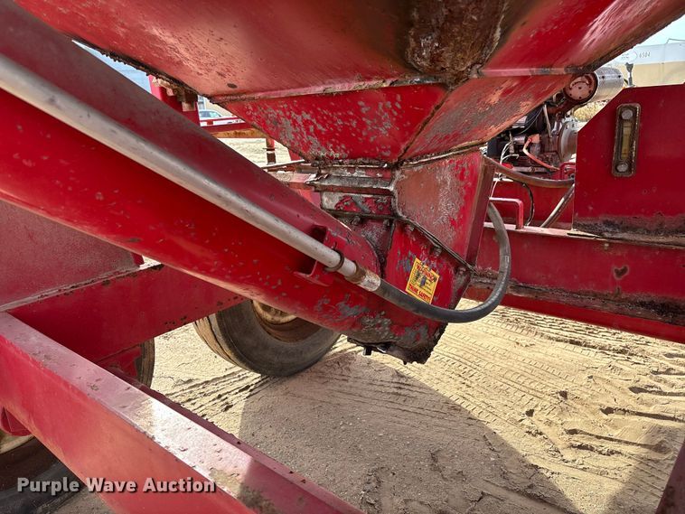 image for item EV3259 Chandler fertilizer tender