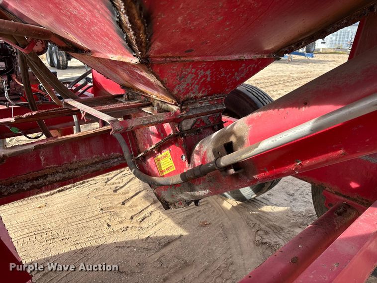 image for item EV3259 Chandler fertilizer tender