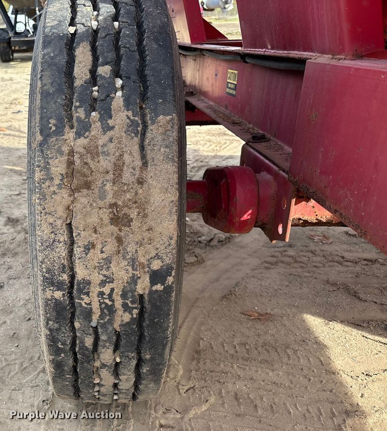 image for item EV3259 Chandler fertilizer tender