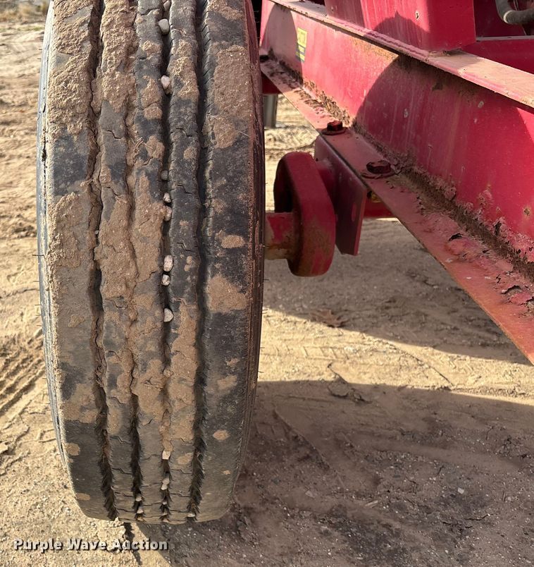 image for item EV3259 Chandler fertilizer tender