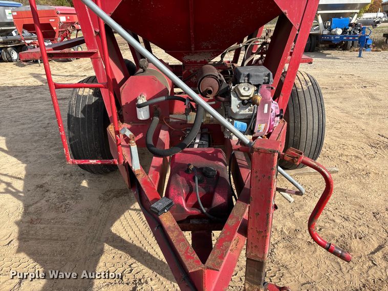 image for item EV3260 Chandler fertilizer tender