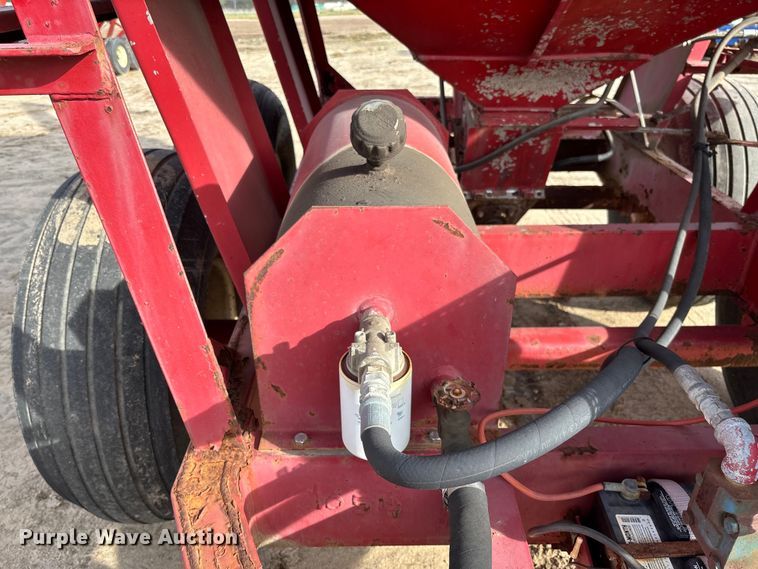 image for item EV3260 Chandler fertilizer tender