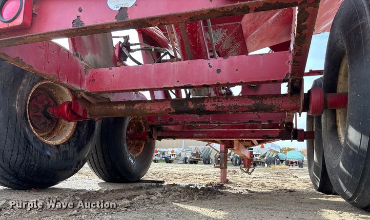 image for item EV3260 Chandler fertilizer tender