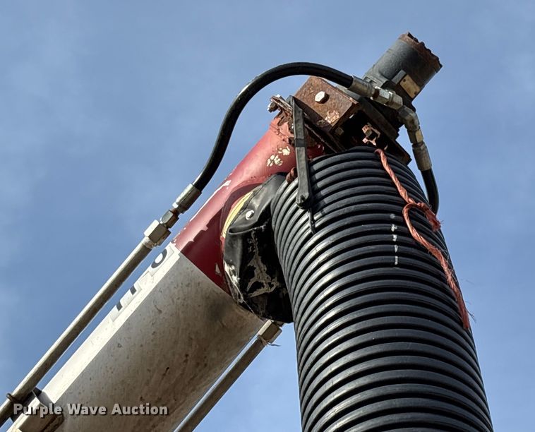 image for item EV3260 Chandler fertilizer tender