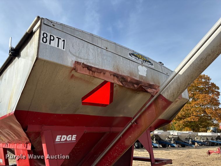 image for item EV3260 Chandler fertilizer tender