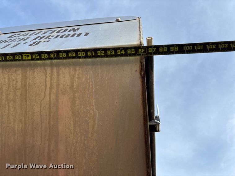 image for item EV3260 Chandler fertilizer tender