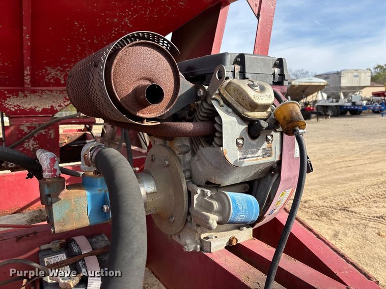 image for item EV3260 Chandler fertilizer tender