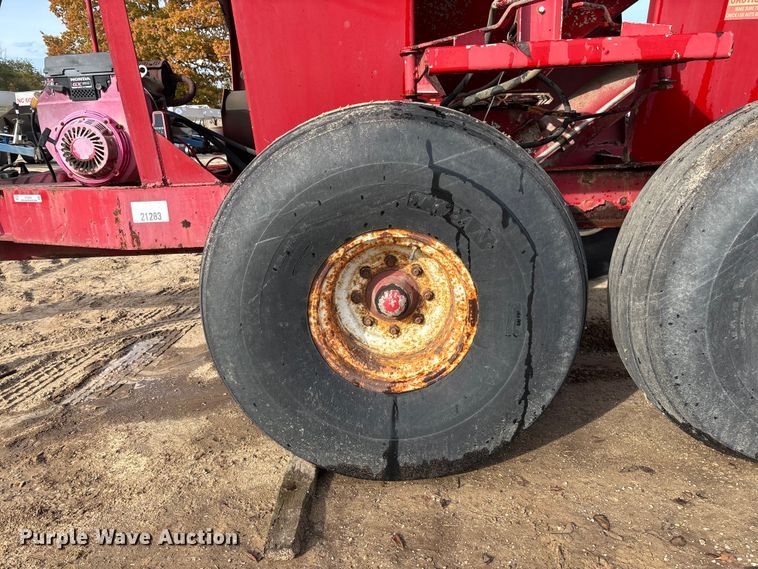 image for item EV3260 Chandler fertilizer tender