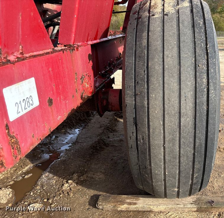 image for item EV3260 Chandler fertilizer tender