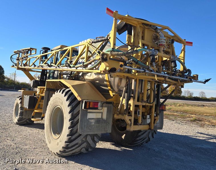 image for item EV4376 2010 Terra Gator 8204 sprayer