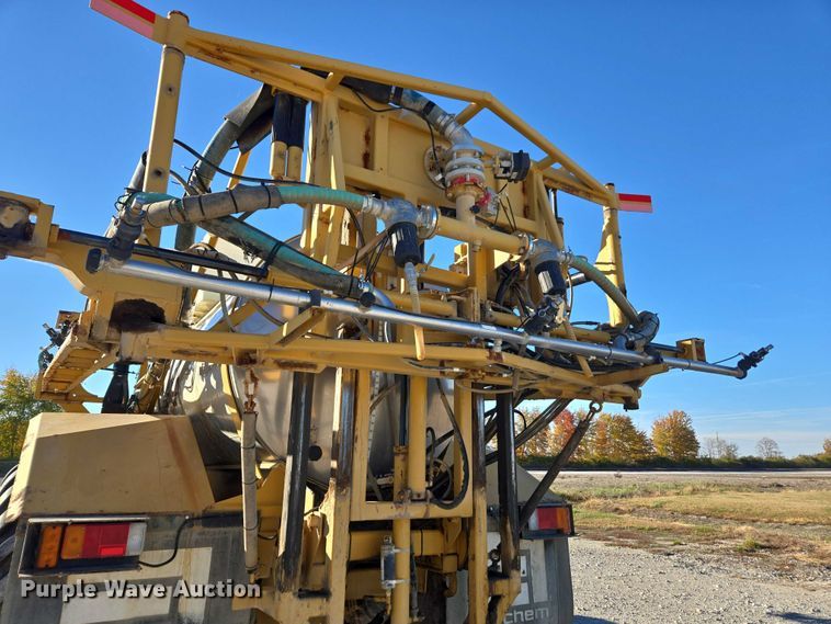 image for item EV4376 2010 Terra Gator 8204 sprayer