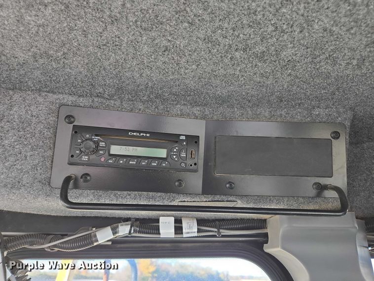 image for item EV4376 2010 Terra Gator 8204 sprayer