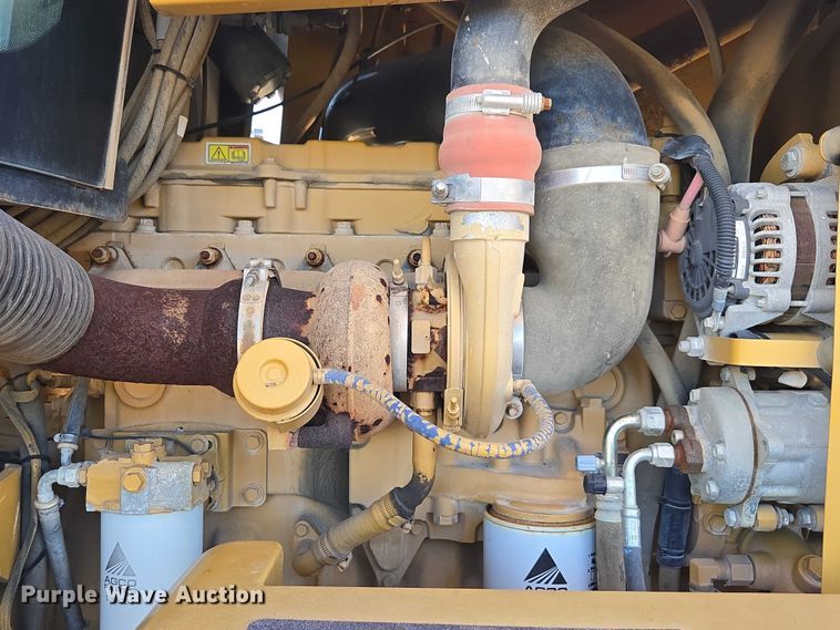 image for item EV4376 2010 Terra Gator 8204 sprayer