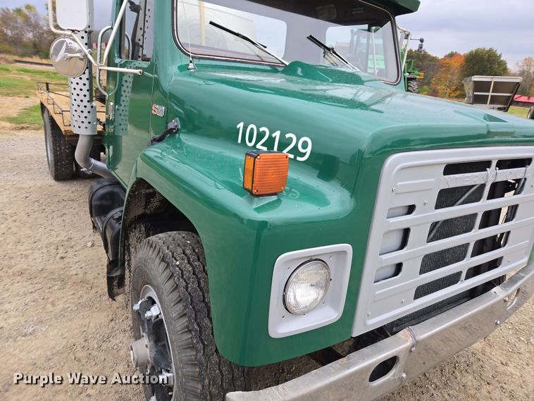 image for item EV4380 1986 International 1954 tank truck