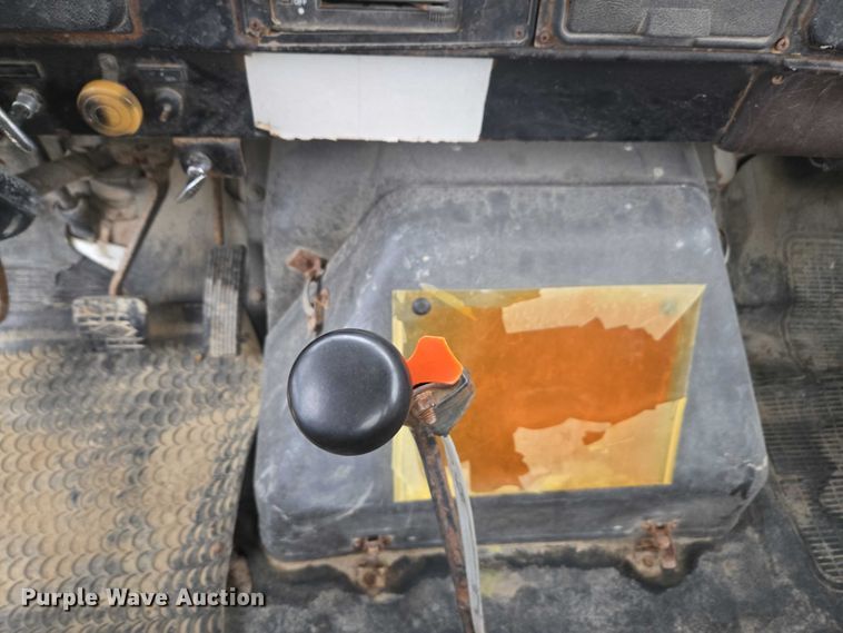 image for item EV4380 1986 International 1954 tank truck