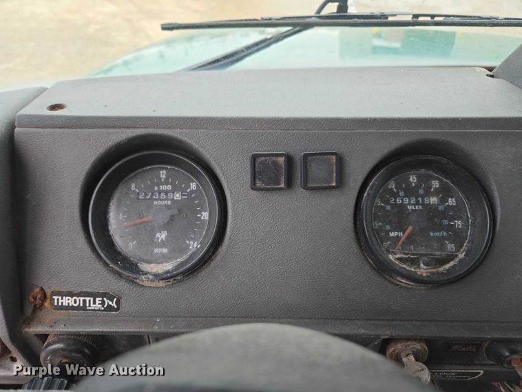 image for item EV4381 1997 Mack RD690S fertilizer delivery truck