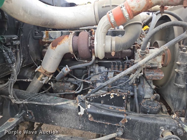 image for item EV4381 1997 Mack RD690S fertilizer delivery truck