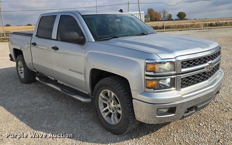 image for item EV4383 2014 Chevrolet Silverado 1500 Crew Cab pickup truck
