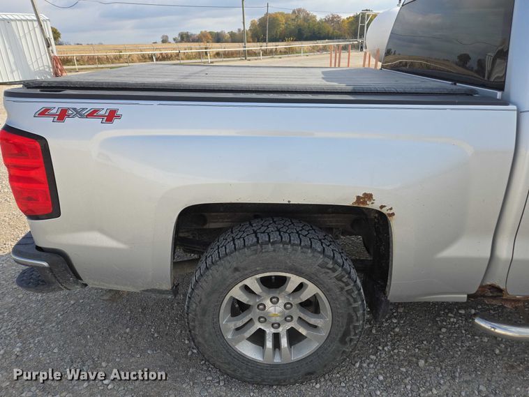 image for item EV4383 2014 Chevrolet Silverado 1500 Crew Cab pickup truck