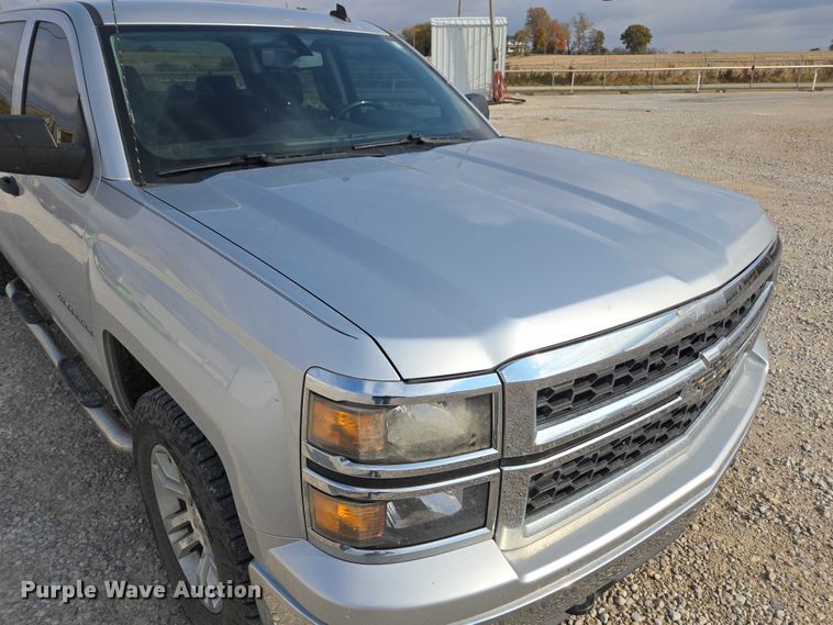 image for item EV4383 2014 Chevrolet Silverado 1500 Crew Cab pickup truck