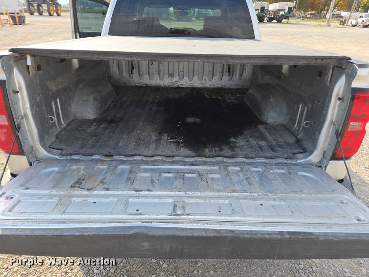 image for item EV4383 2014 Chevrolet Silverado 1500 Crew Cab pickup truck