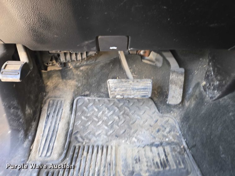 image for item EV4383 2014 Chevrolet Silverado 1500 Crew Cab pickup truck