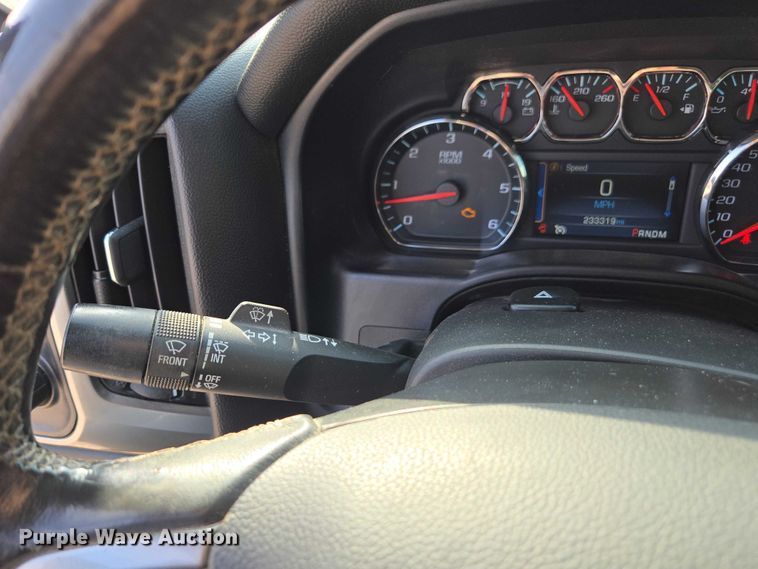 image for item EV4383 2014 Chevrolet Silverado 1500 Crew Cab pickup truck