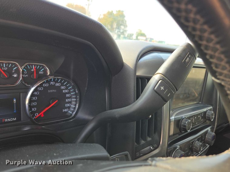 image for item EV4383 2014 Chevrolet Silverado 1500 Crew Cab pickup truck