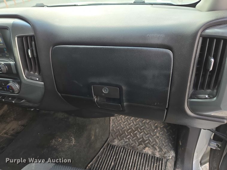 image for item EV4383 2014 Chevrolet Silverado 1500 Crew Cab pickup truck