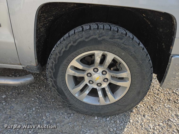 image for item EV4383 2014 Chevrolet Silverado 1500 Crew Cab pickup truck