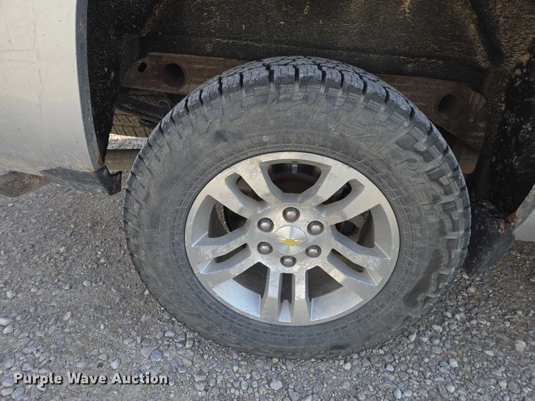 image for item EV4383 2014 Chevrolet Silverado 1500 Crew Cab pickup truck