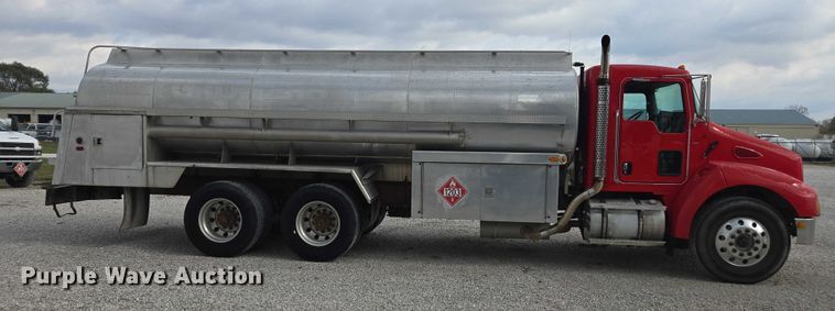 image for item EV4384 2003 Kenworth T300 fuel truck