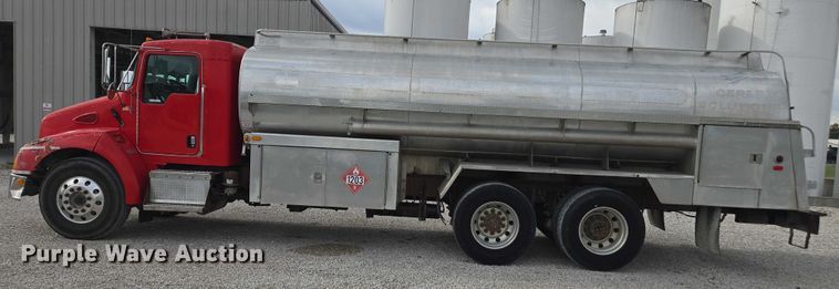 image for item EV4384 2003 Kenworth T300 fuel truck