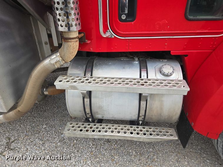 image for item EV4384 2003 Kenworth T300 fuel truck