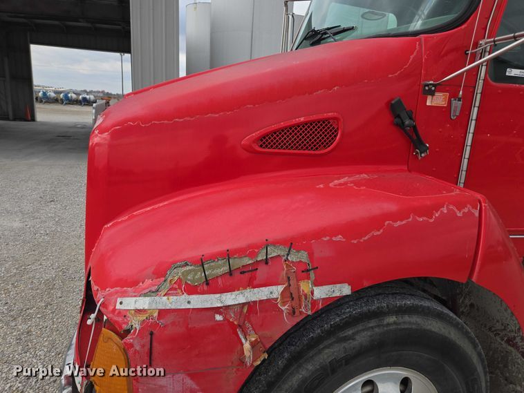 image for item EV4384 2003 Kenworth T300 fuel truck