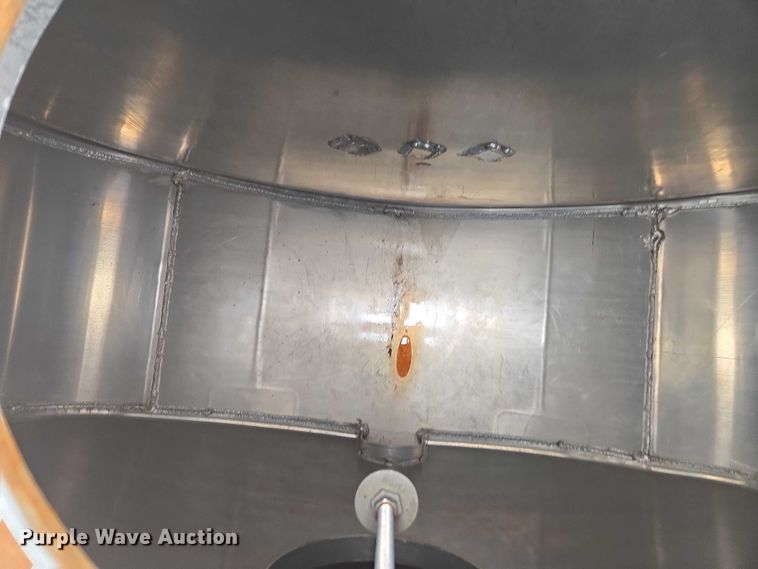 image for item EV4384 2003 Kenworth T300 fuel truck