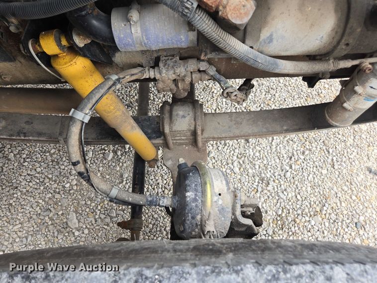 image for item EV4384 2003 Kenworth T300 fuel truck