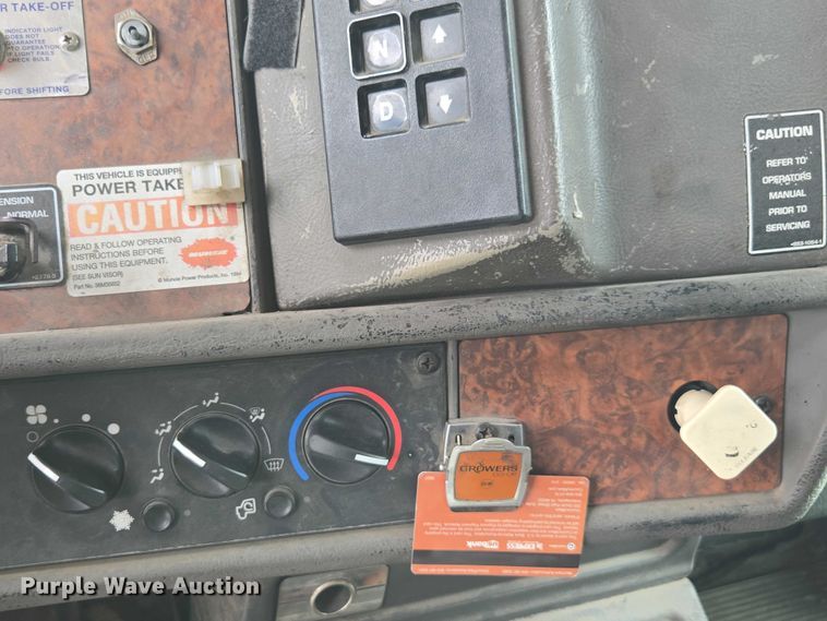 image for item EV4384 2003 Kenworth T300 fuel truck