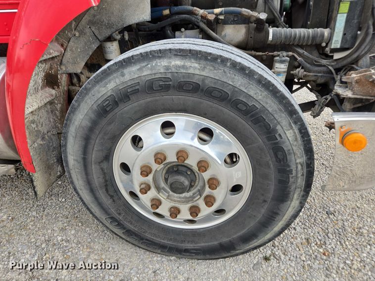 image for item EV4384 2003 Kenworth T300 fuel truck