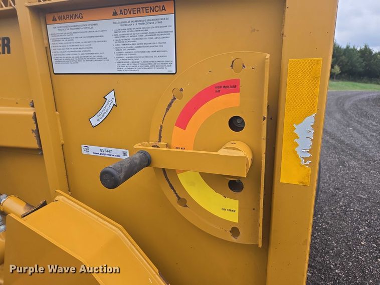 image for item EV5447 Haybuster 2650 bale processor