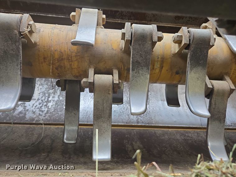 image for item EV5447 Haybuster 2650 bale processor